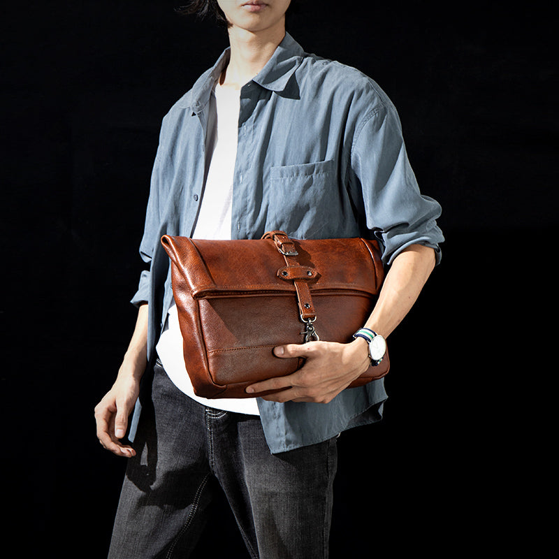 Vintage Men's Polished Tanned Leather Shoulder Bag