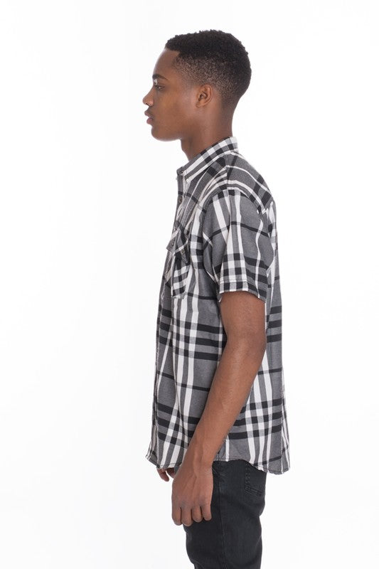 Men's Short Sleeve Checkered Casual Shirt