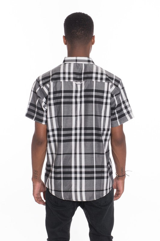 Men's Short Sleeve Checkered Casual Shirt