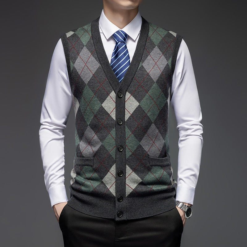 Men's Knitted Sleeveless Wool Cardigan V-Neck Vest with Pockets